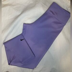 Nike Dri-FIT Lavender Purple High Rise Leggings Women’s Small VSN AT3098-058